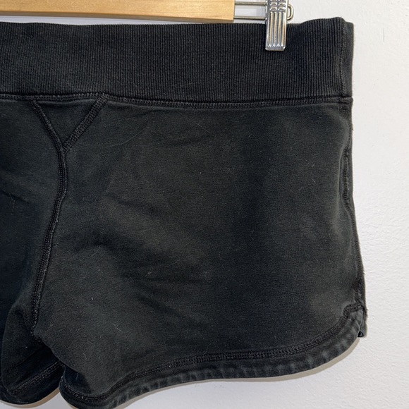 Lululemon Studio Short - Picture 6 of 8